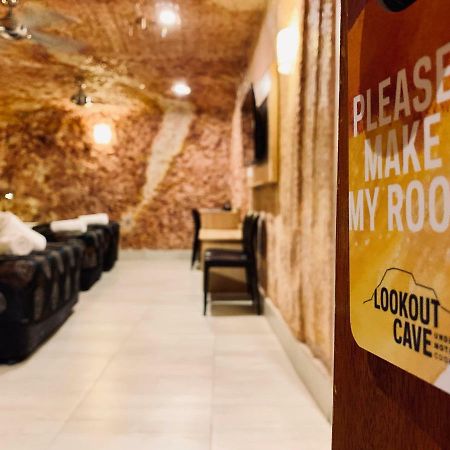 The Lookout Cave Underground Motel Coober Pedy Exteriér fotografie