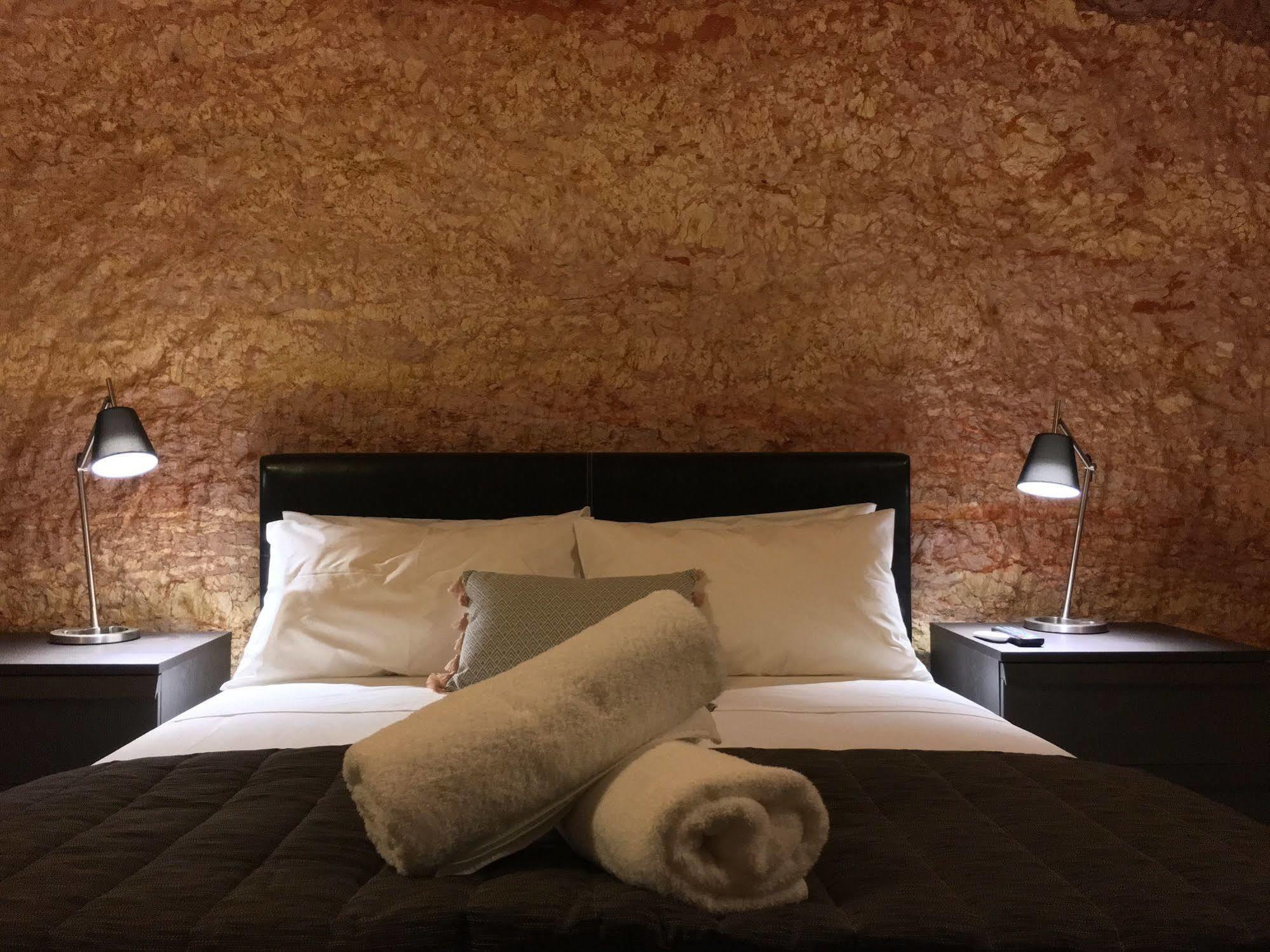 The Lookout Cave Underground Motel Coober Pedy Exteriér fotografie