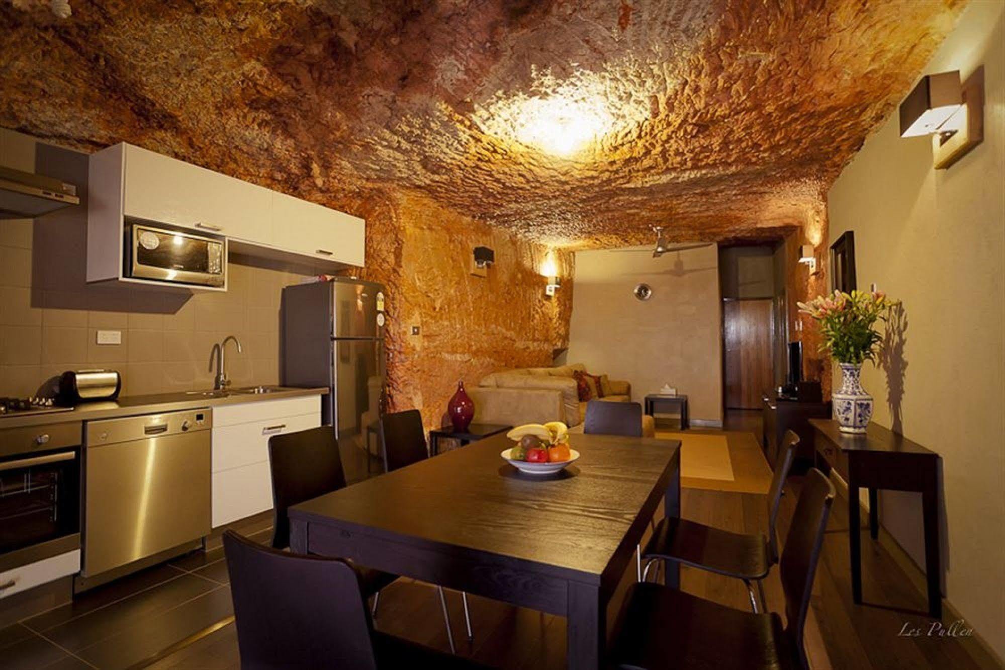 The Lookout Cave Underground Motel Coober Pedy Exteriér fotografie