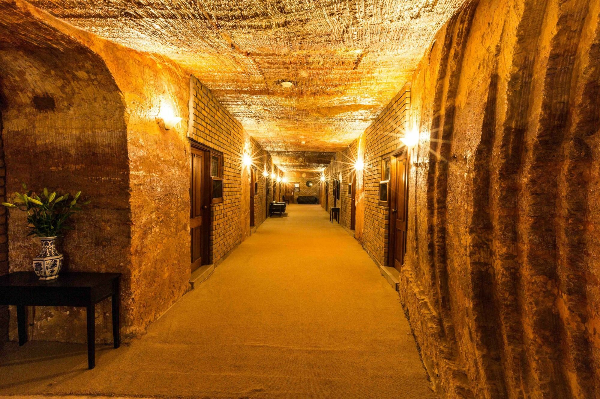 The Lookout Cave Underground Motel Coober Pedy Exteriér fotografie